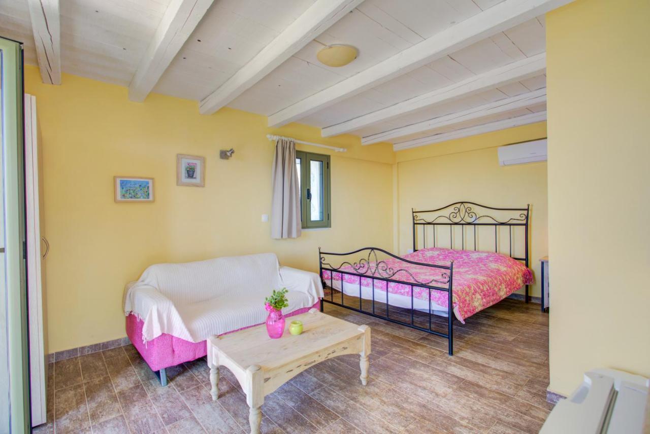 Mani Stone Towers Hotel Kotronion  Екстериор снимка